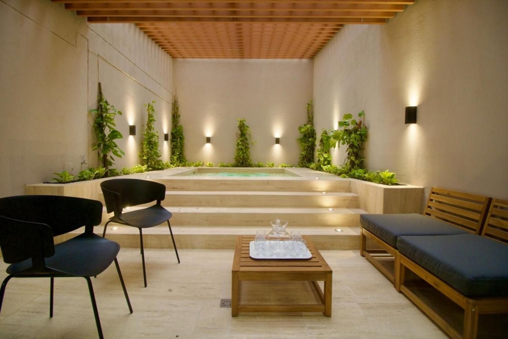 Spectacular 3br - Private Jacuzzi - Downtown Gem