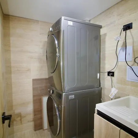 Spectacular 3br - Private Jacuzzi - Downtown Gem Apartamento